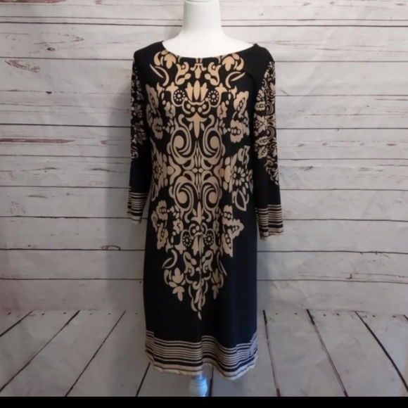 Hanni Dresses & Skirts - Haani dress size L